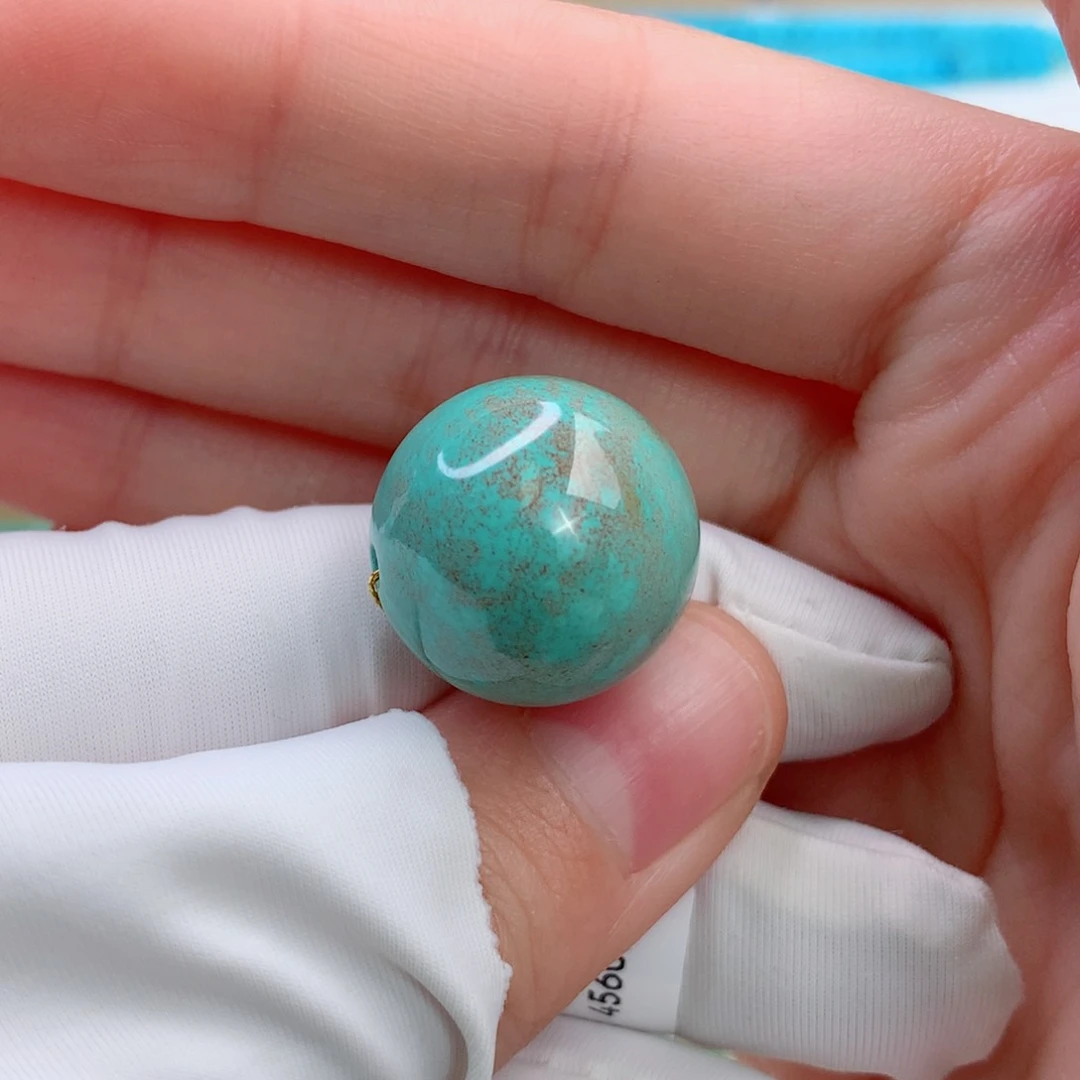 未镶嵌绿松石颈饰