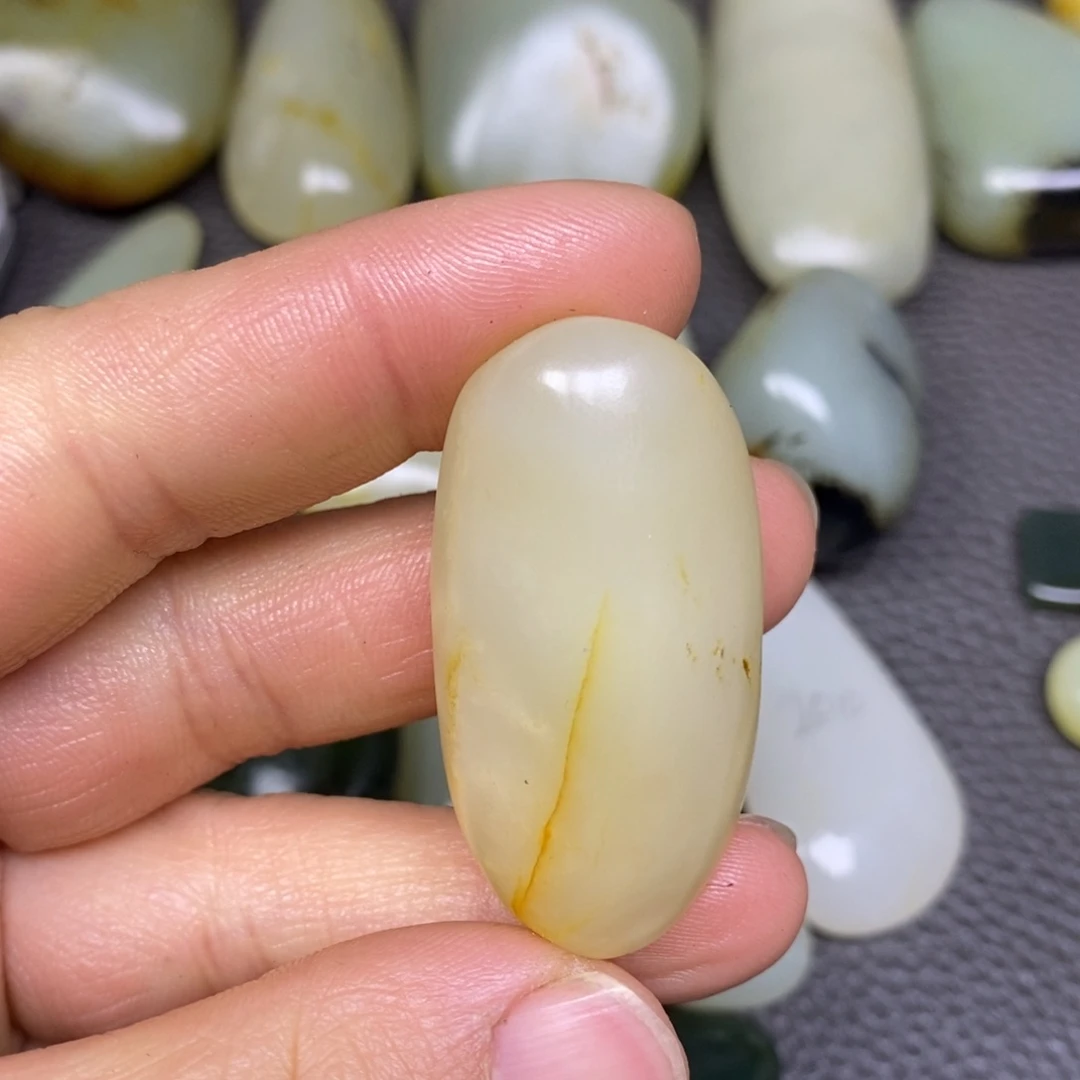 和田玉挂件^_^未镶嵌