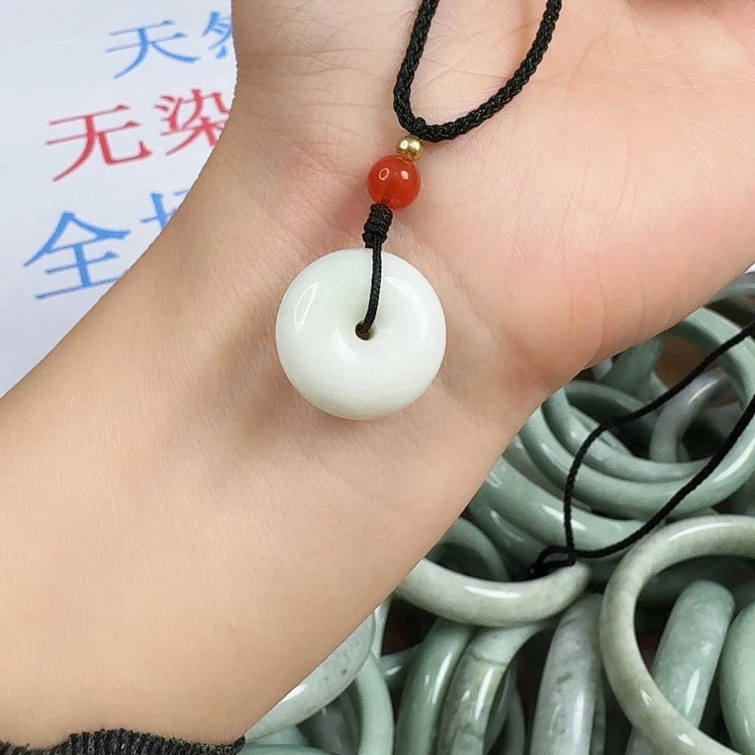 蓝田玉（蛇纹石化大理石玉）未镶嵌颈饰