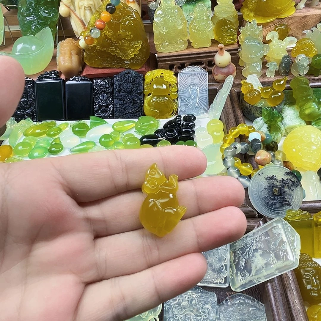 岫玉未镶嵌吊坠(不含链)