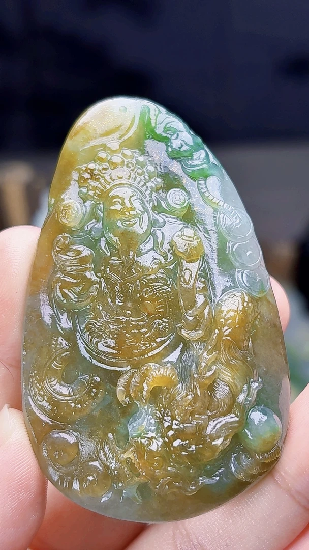 天然缅甸翡翠冰胶特色老料黄加绿财神毛货买断需抛光尺寸