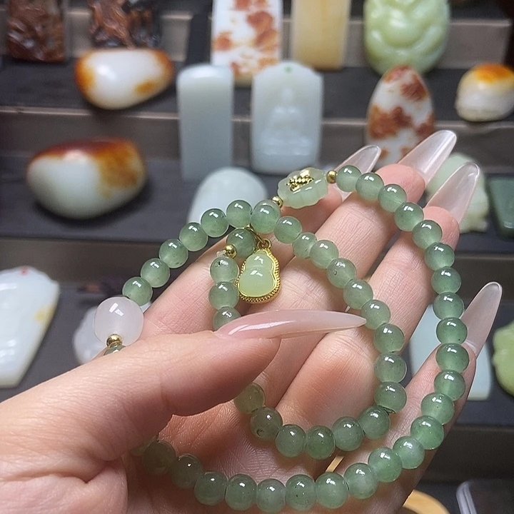 和田玉未镶嵌项链