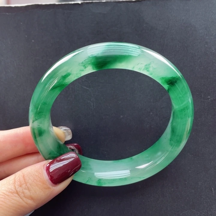 石英质玉手镯未镶嵌冬****