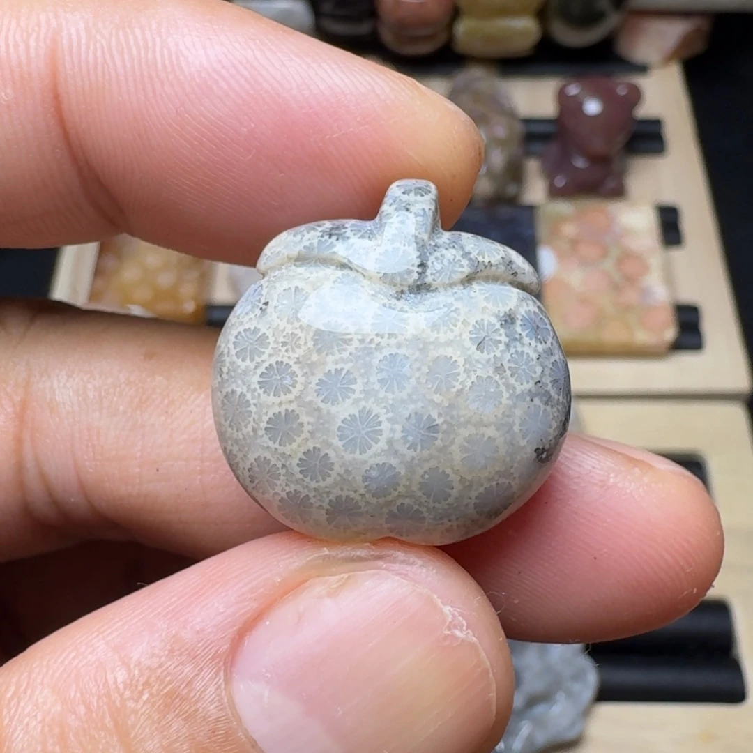 硅化玉未镶嵌纯天然色有机玉石保真色