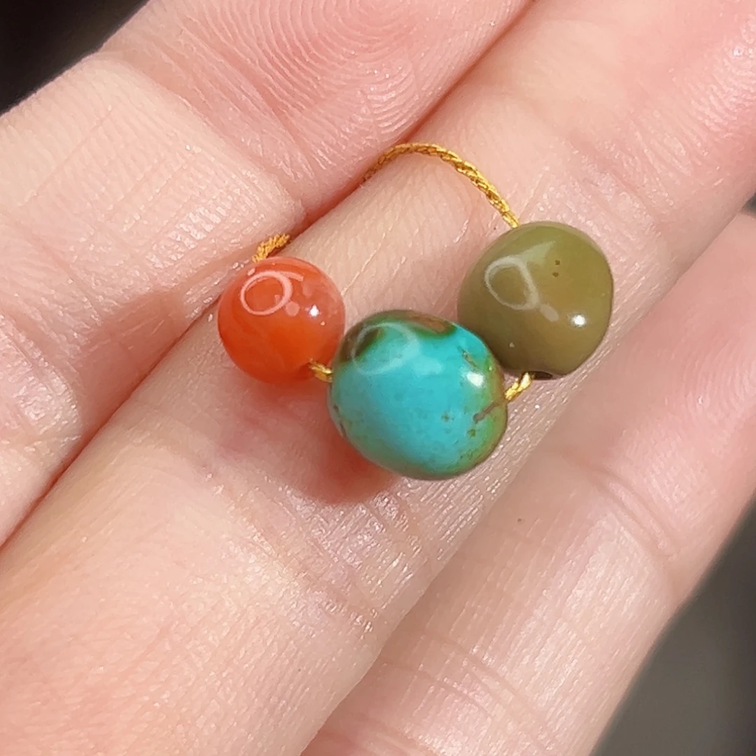 南红玛瑙未镶嵌珠宝奇石