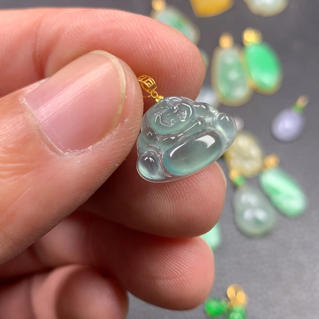 【闪购商品】颈饰18K金镶嵌翡翠翡翠