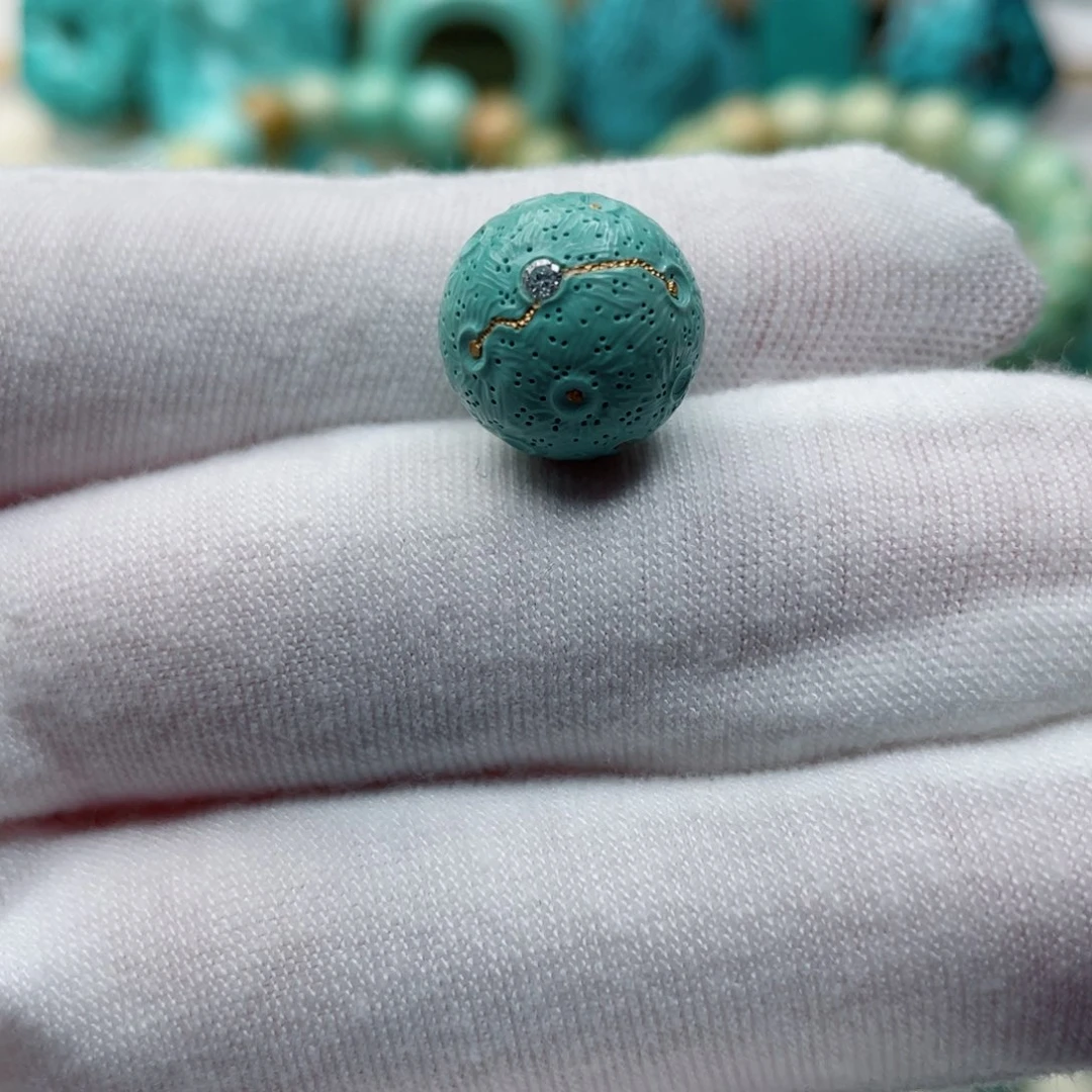 绿松石未镶嵌珠宝奇石