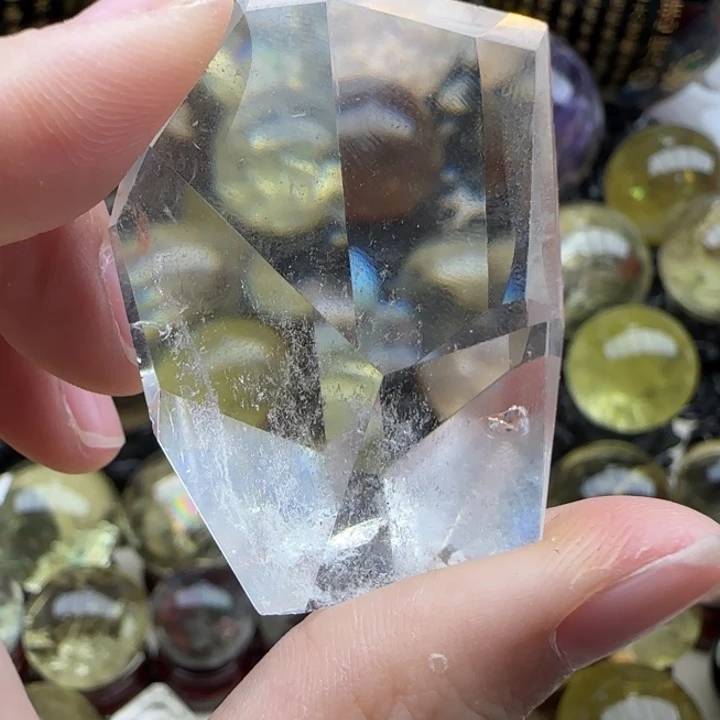 水晶未镶嵌摆件e659