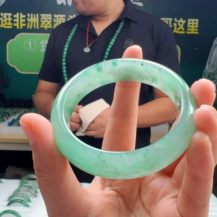 石英质玉手镯合金