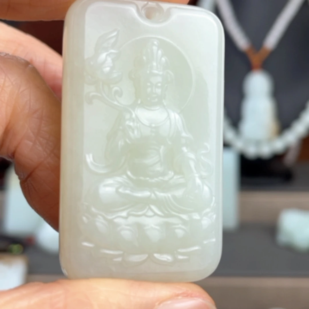 【闪购商品】颈饰未镶嵌和田玉