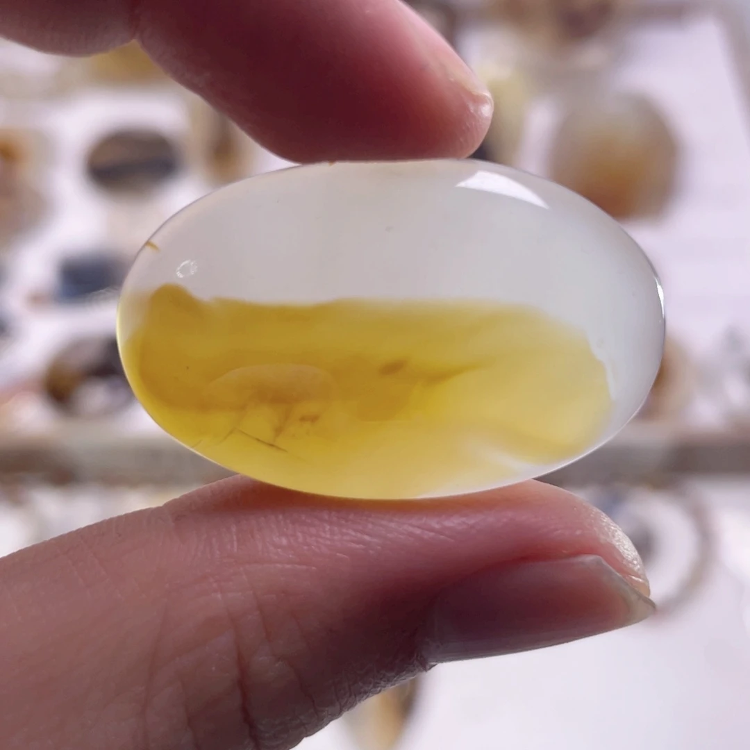 玛瑙/玉髓未镶嵌珠宝奇石