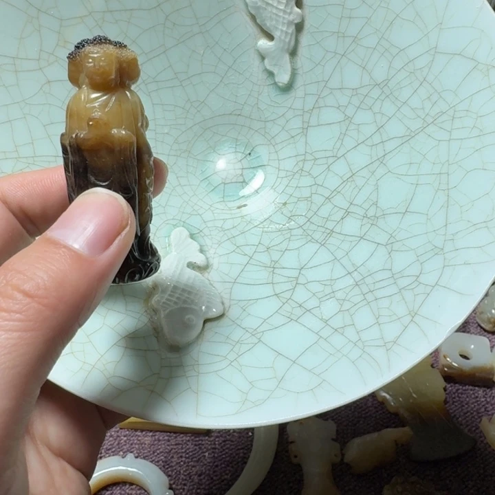 古***阅瓷片双鱼青瓷开片大碗