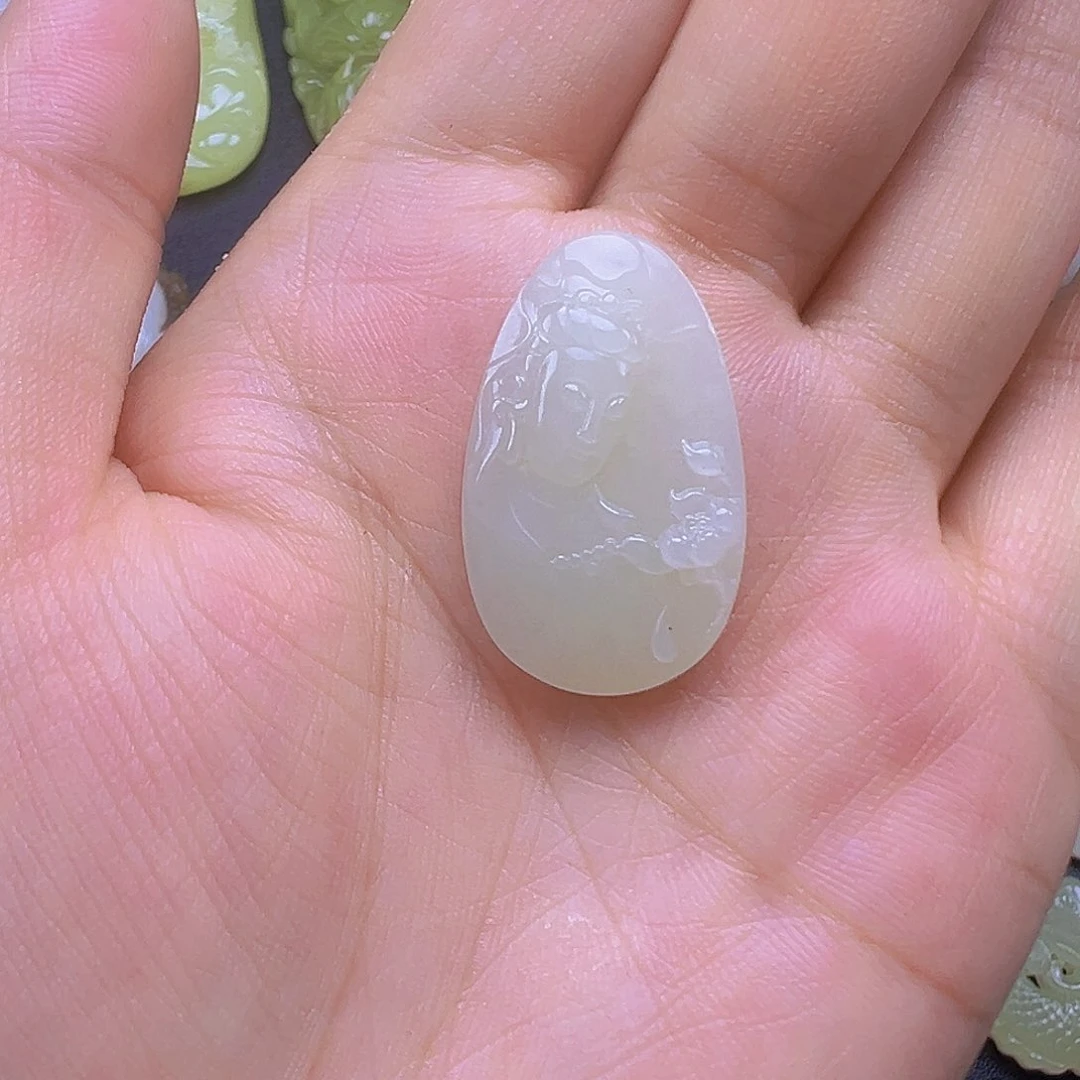 和田玉未镶嵌颈饰꧁****꧂