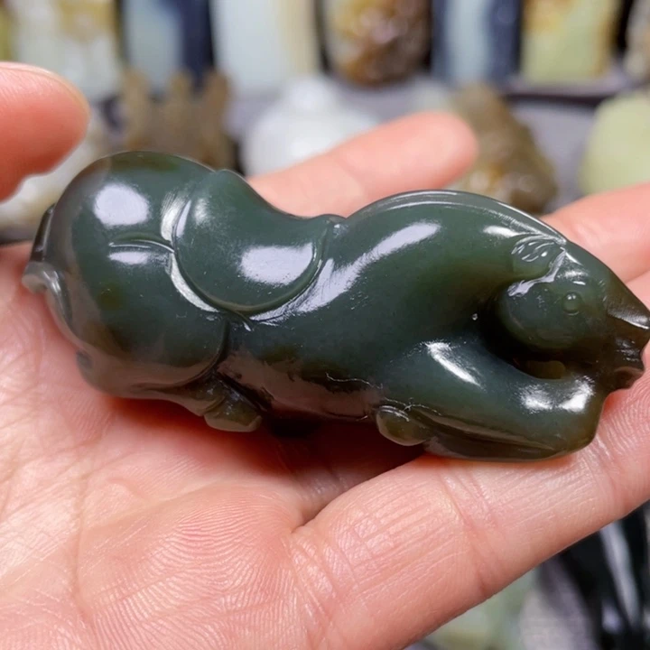 和田玉未镶嵌挂件