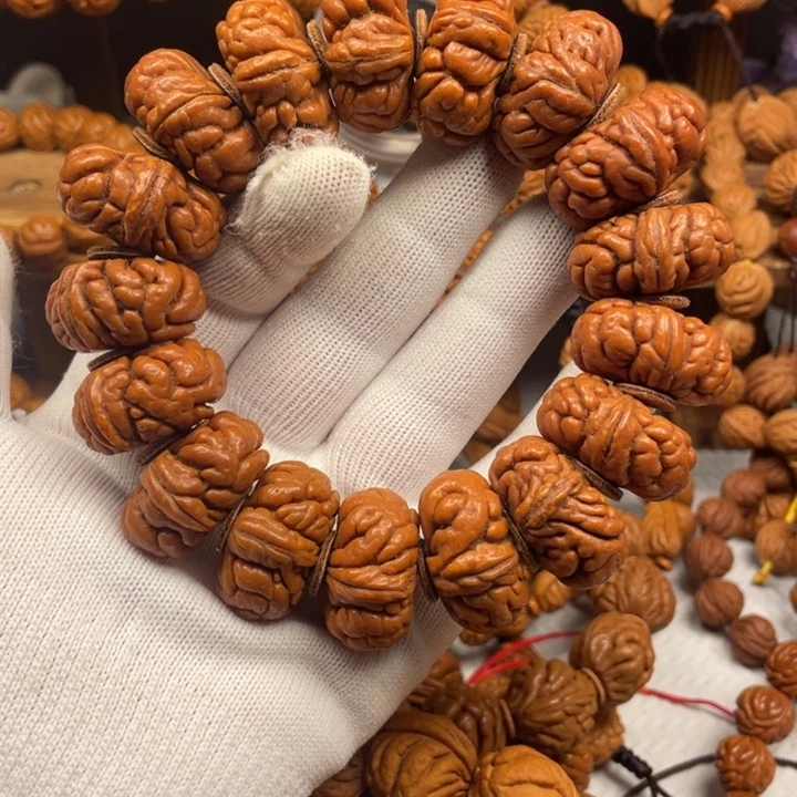 桃木小**。7号链接桃核手串一个