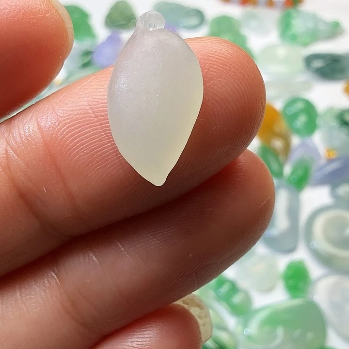 定制翡翠未镶嵌天然缅甸翡翠福瓜