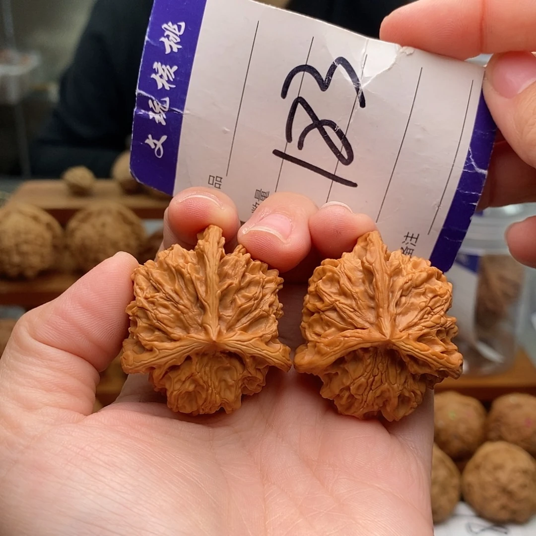 文玩核桃把件40三棱