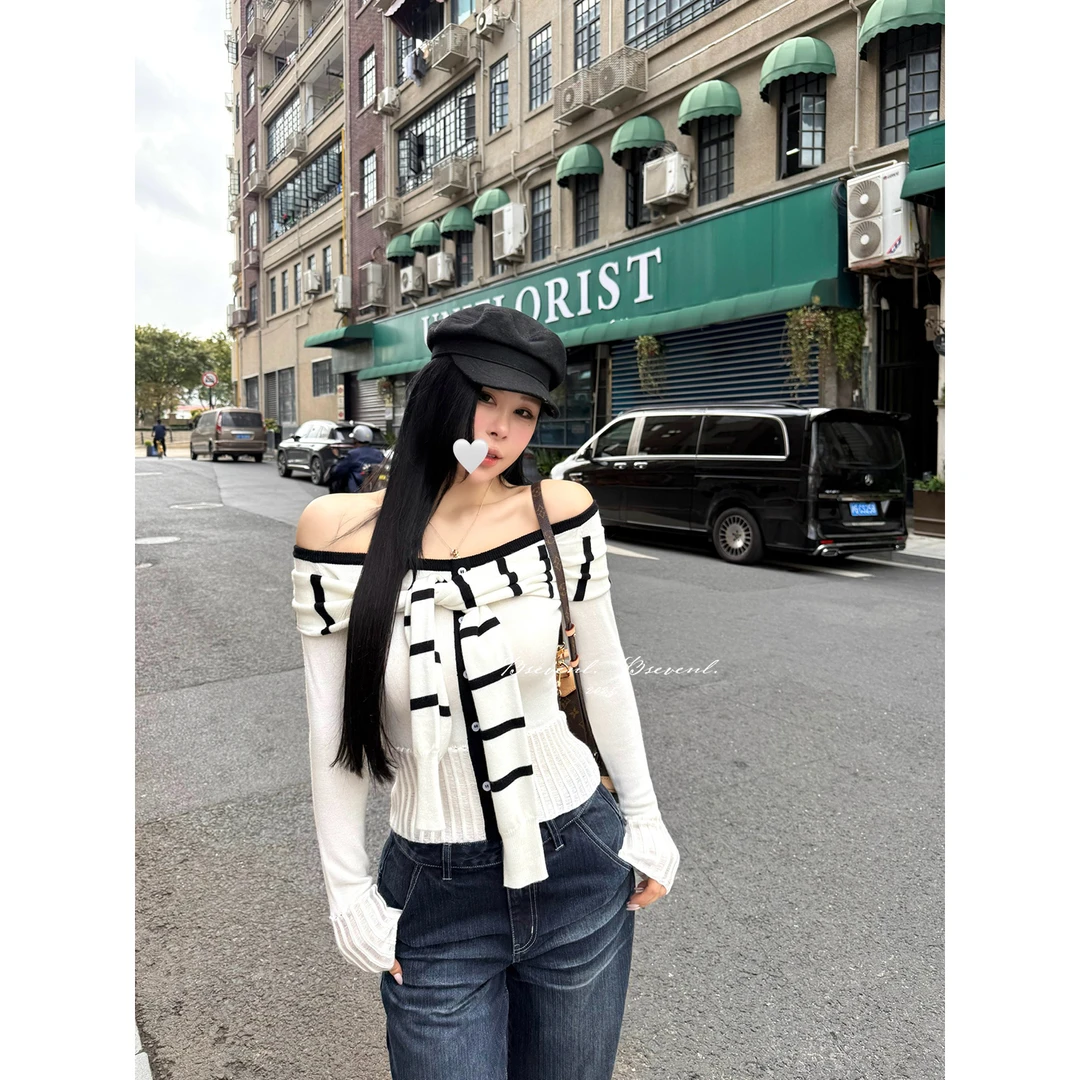 黑泽玄七“Stripes香肩玉”秋冬韩女撞色条纹披肩羊毛混纺针织上衣