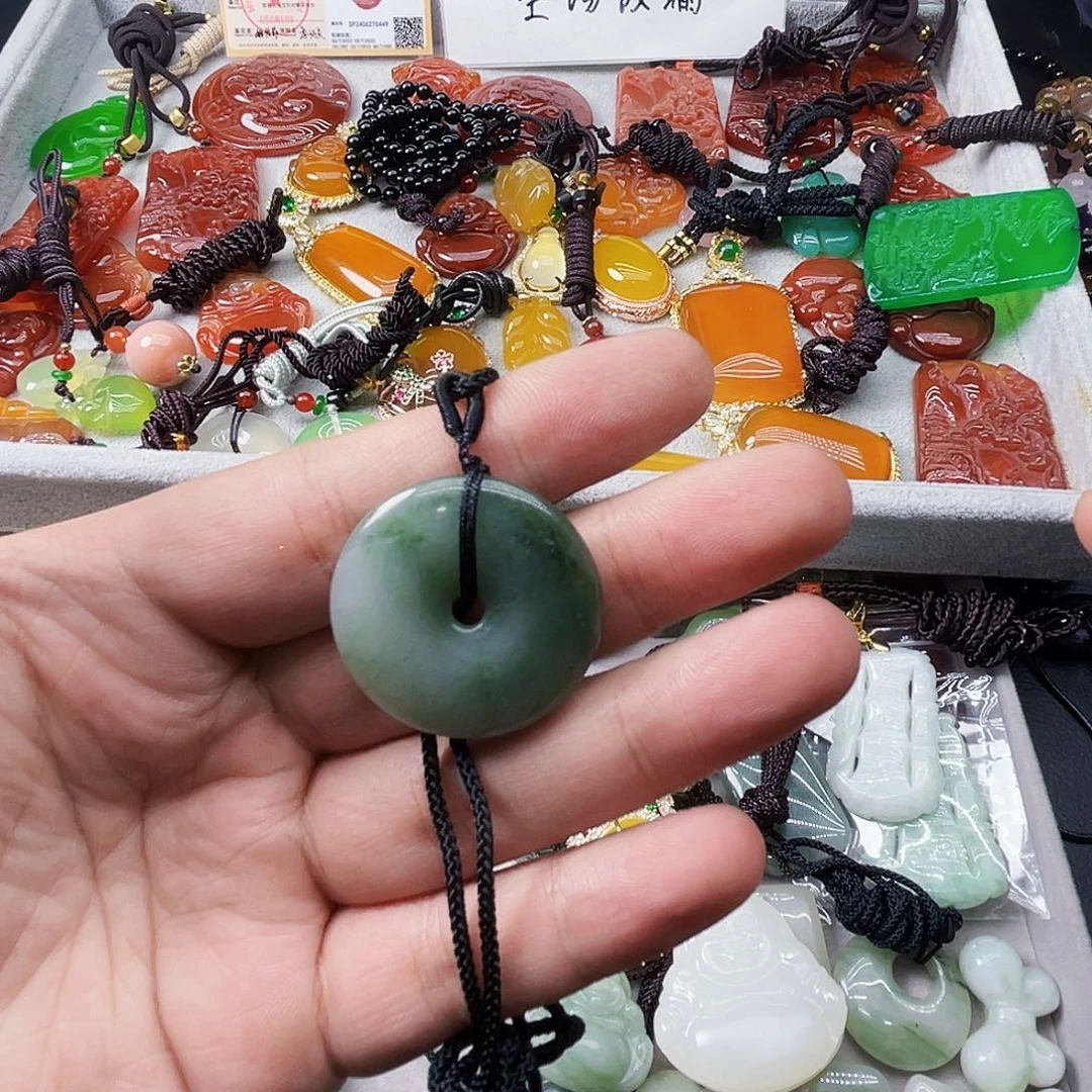 玛瑙/玉髓未镶嵌颈饰