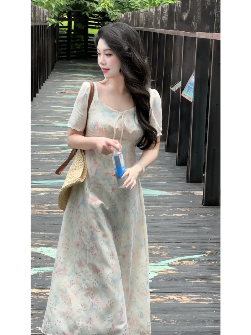 【云绘纱】时尚法式温柔风大码显瘦蕾丝刺绣长裙气质碎花绝美连衣裙