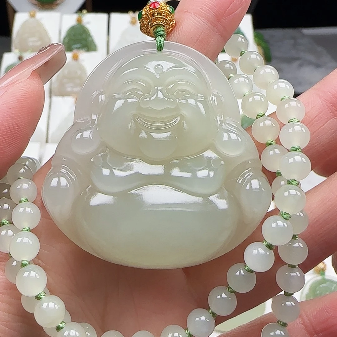 和田玉足金镶嵌颈饰50