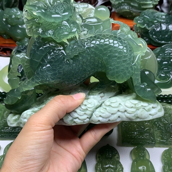 烧***哥蛇纹石玉未镶嵌颈饰