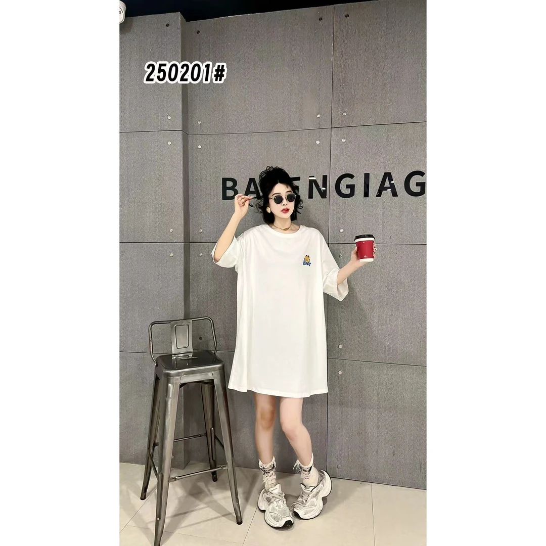 王美丽（专享）大码印花+刺绣半袖大T250201