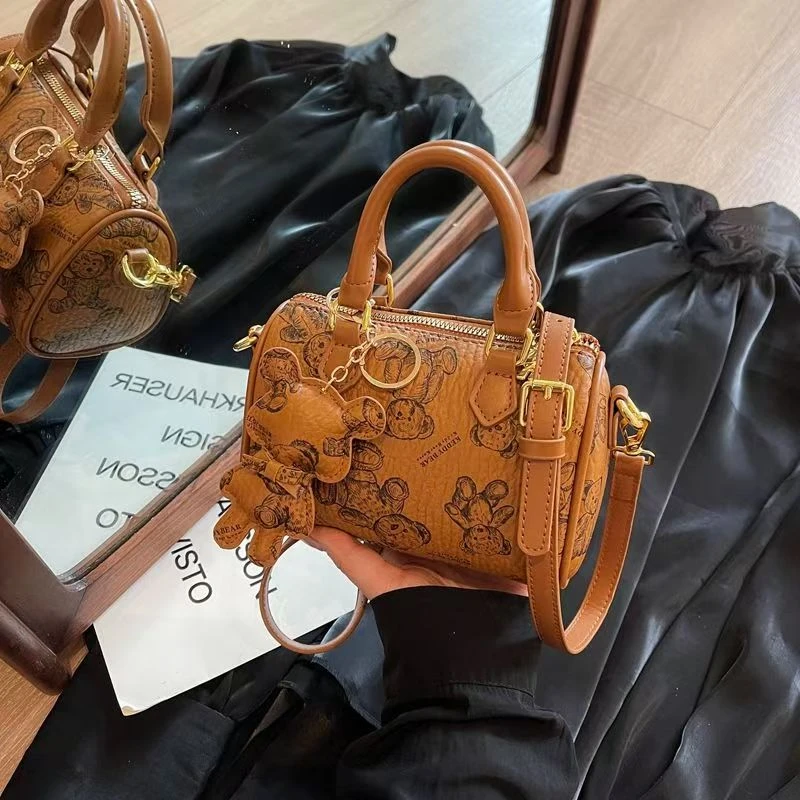 高级轻奢女新款质感2025流行时尚单肩手提斜挎包枕头包【2412-V6】