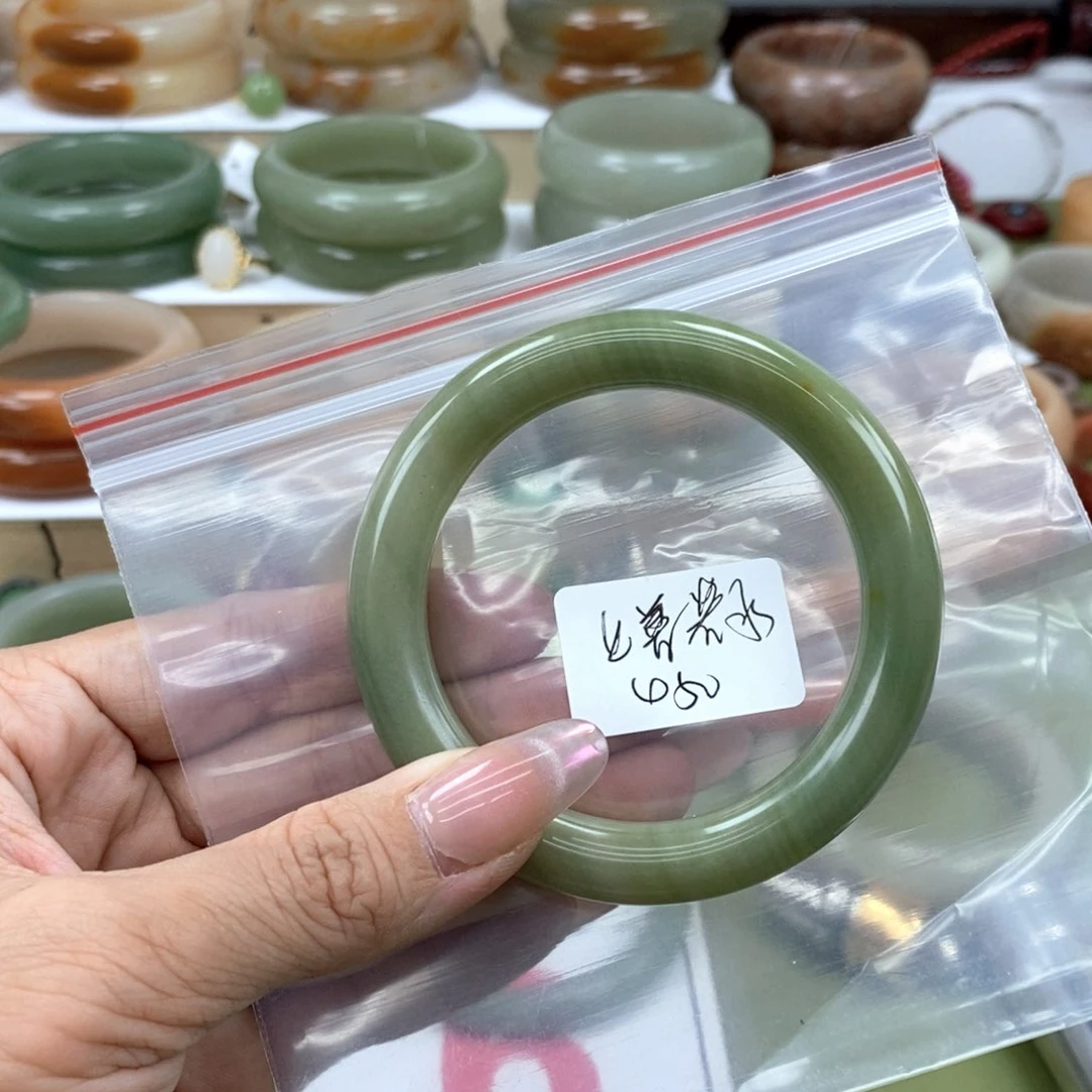 石英质玉手镯未镶嵌よ***゛