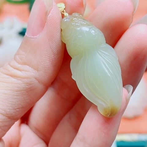 和田玉18K金镶嵌颈饰