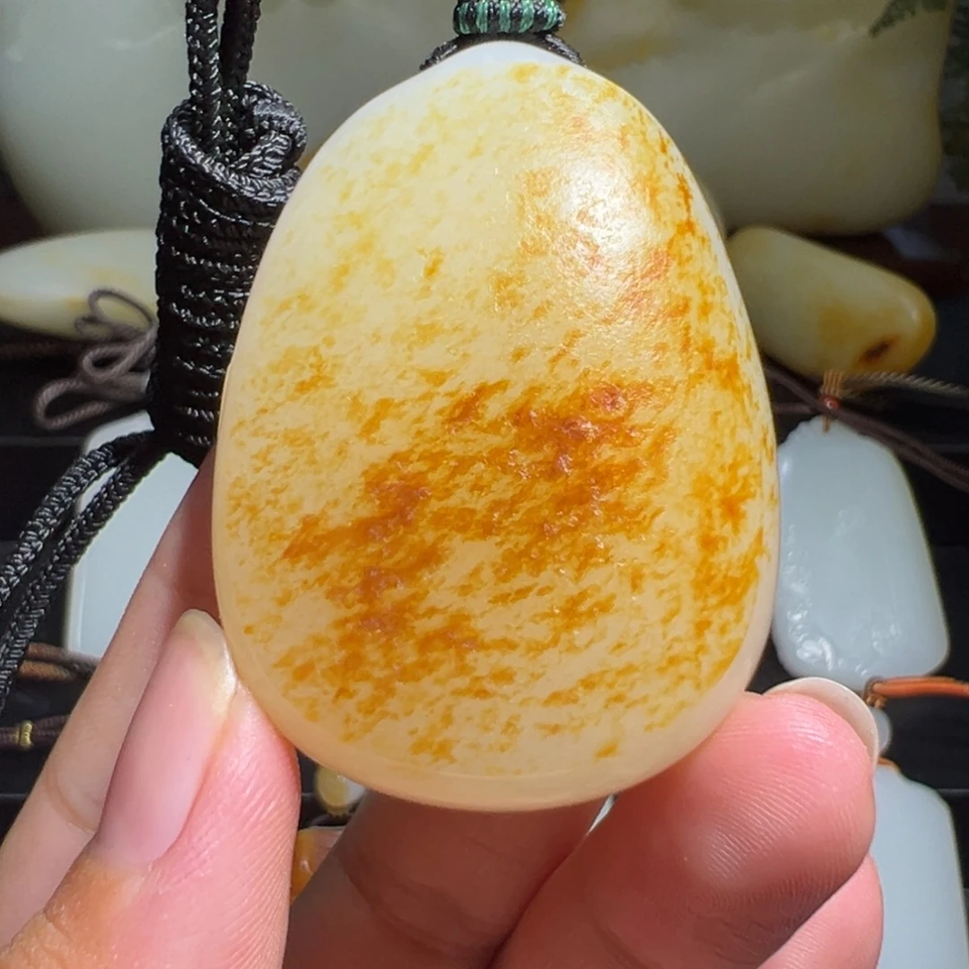 未镶嵌和田玉（子料）挂件