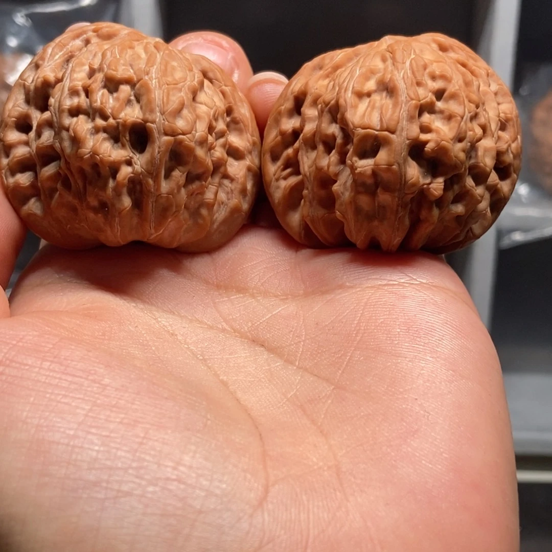 奔***修文玩核桃吊坠全品42蝴蝶磨
