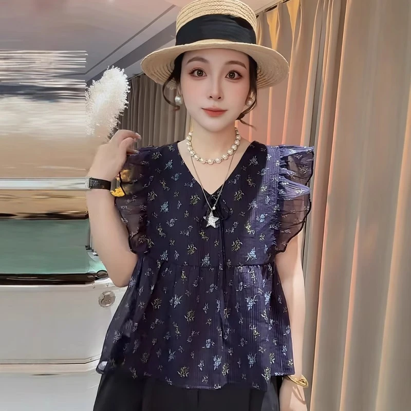 夏季法式V领小飞袖碎花衬衫女通勤百搭时尚休闲减龄气质显瘦小衫