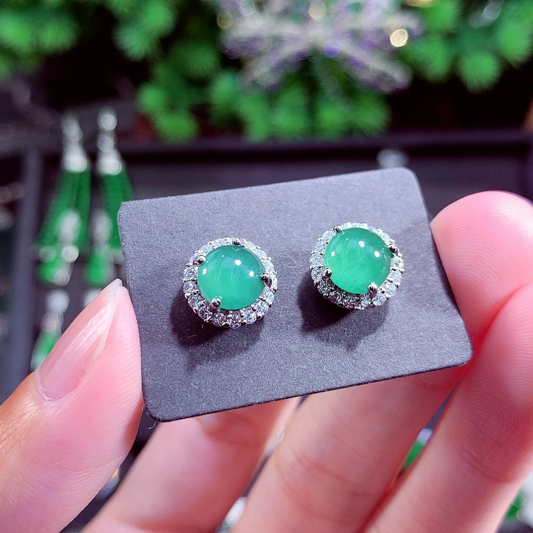 颈饰未镶嵌翡翠天然