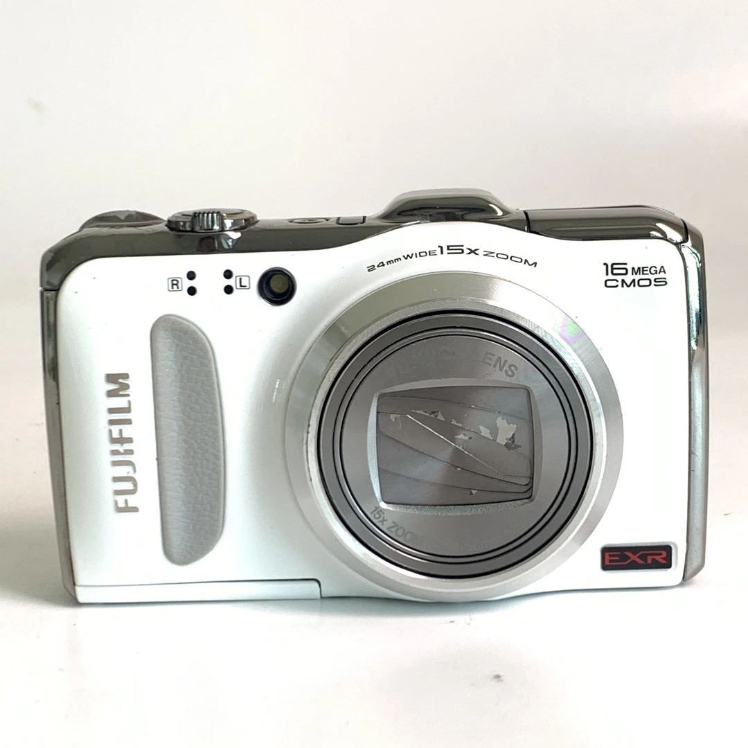 95新 Fujifilm/富士 f550exr 白色 15倍变焦 1600万像素 ccd