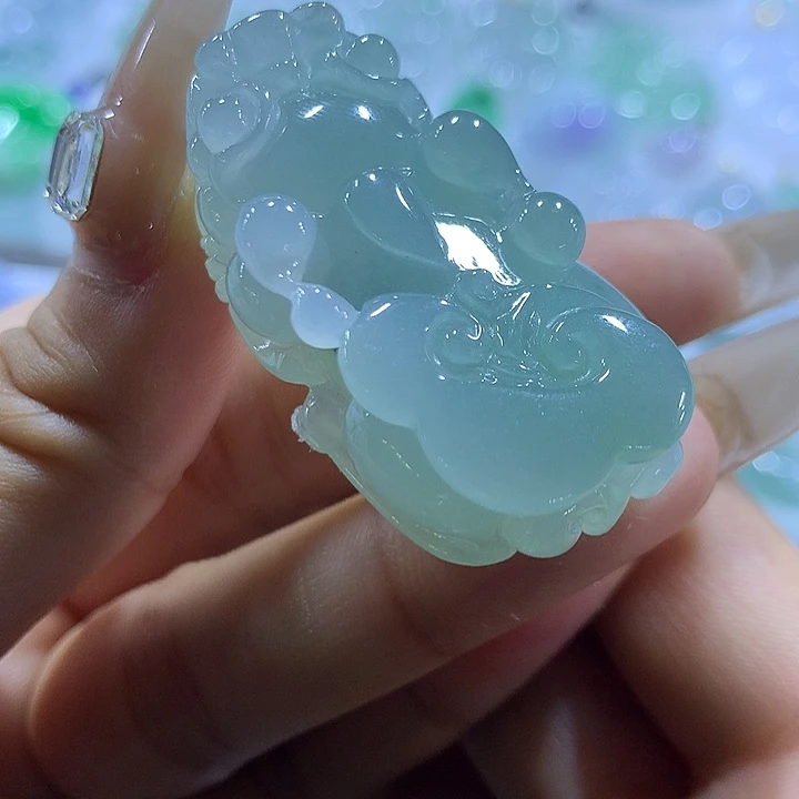 翡翠未镶嵌颈饰天然翡翠A货吊坠