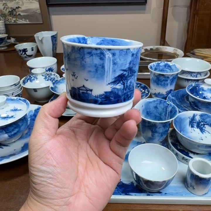 山水画和油画的作品也都