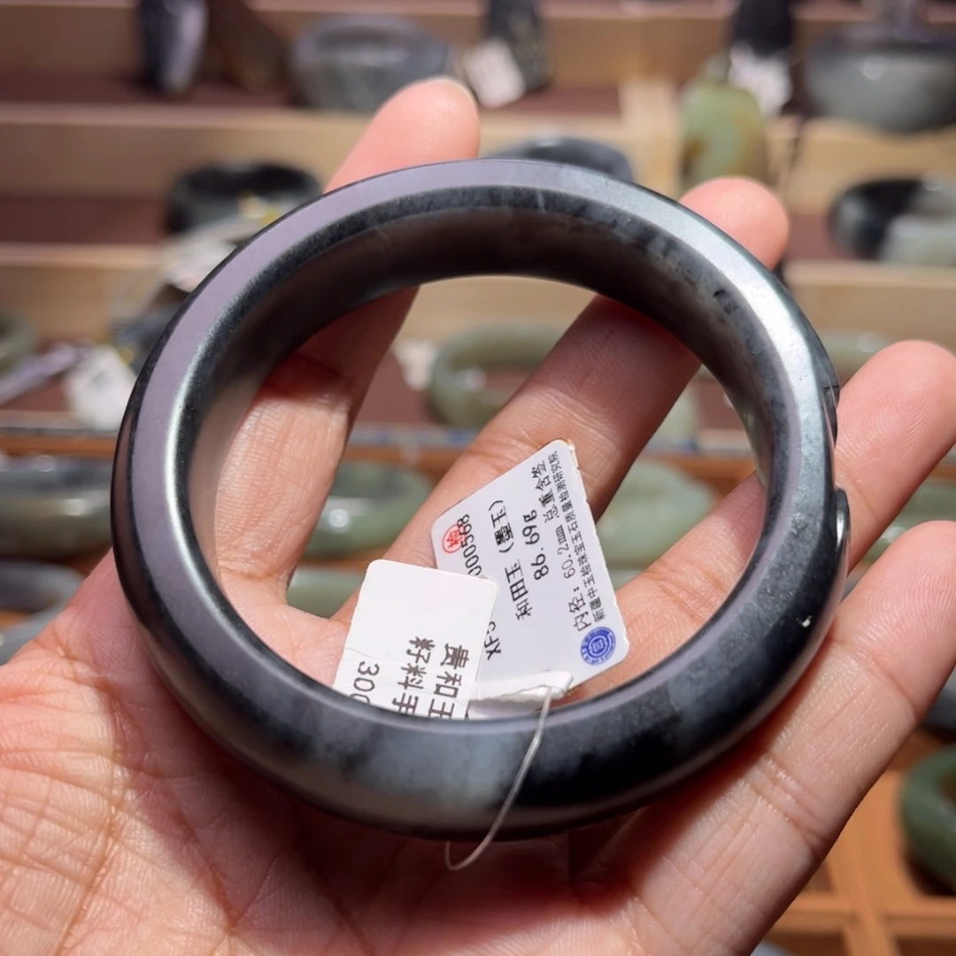 和田玉（子料）未镶嵌手镯