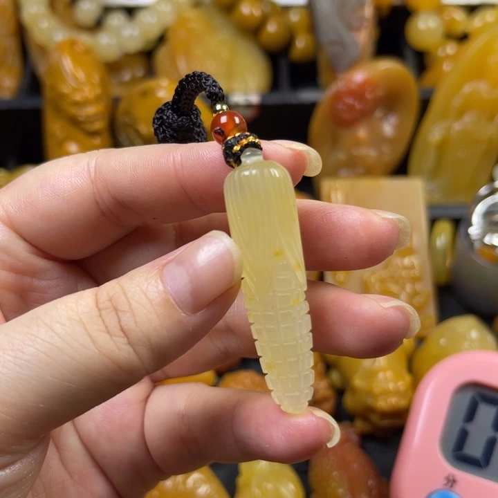 瑞***蜜石英质玉未镶嵌吊坠(不含链)