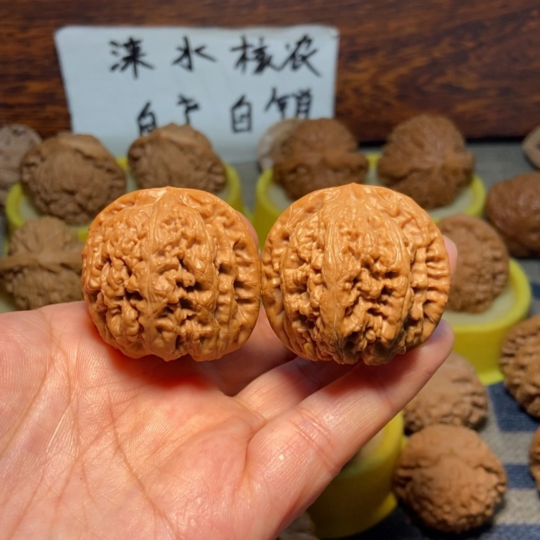 吊坠文玩核桃粗筋 38