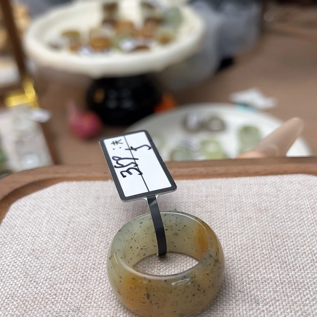 未镶嵌戒指和田玉c78 点墨糖墩墩17.4 不退换