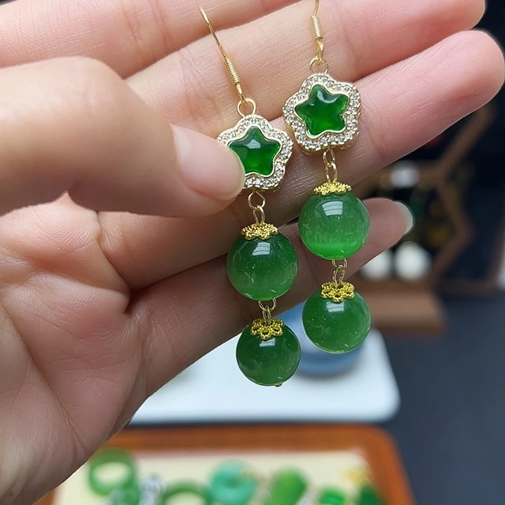 未镶嵌翡翠耳饰古风