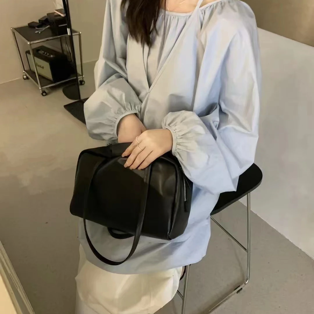 宝丫轻奢 女式纯色简约时尚手拎包腋下包K3184