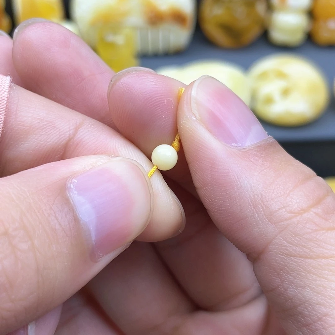 琥珀裸石未镶嵌Y*蜜蜡