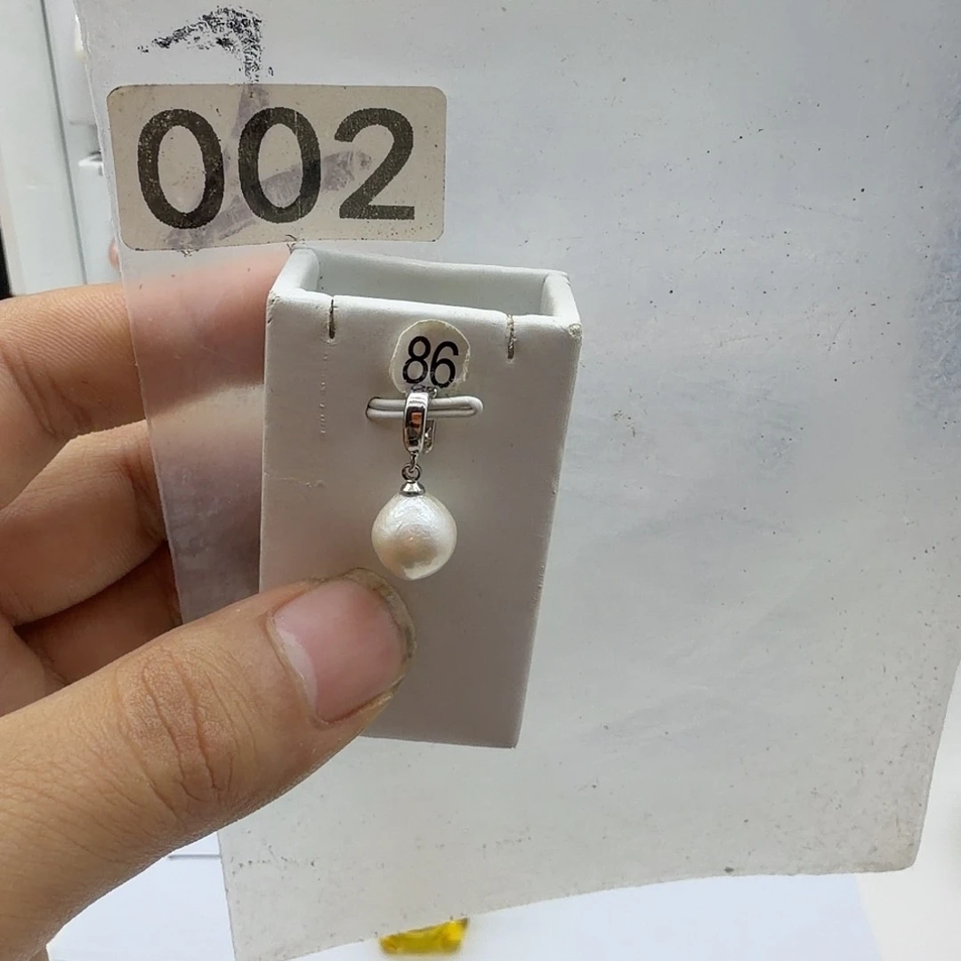 淡水珍珠颈饰合金