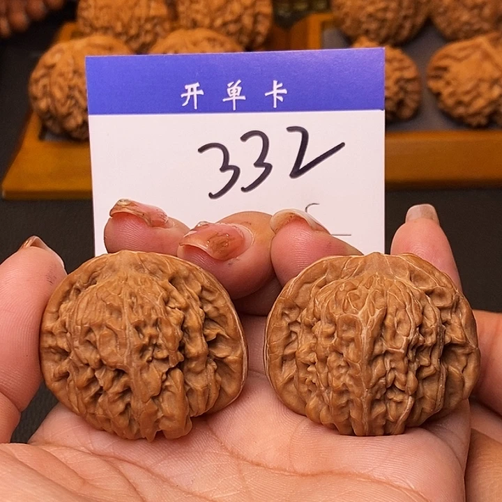 桃核吊坠四座楼40无刀痕s