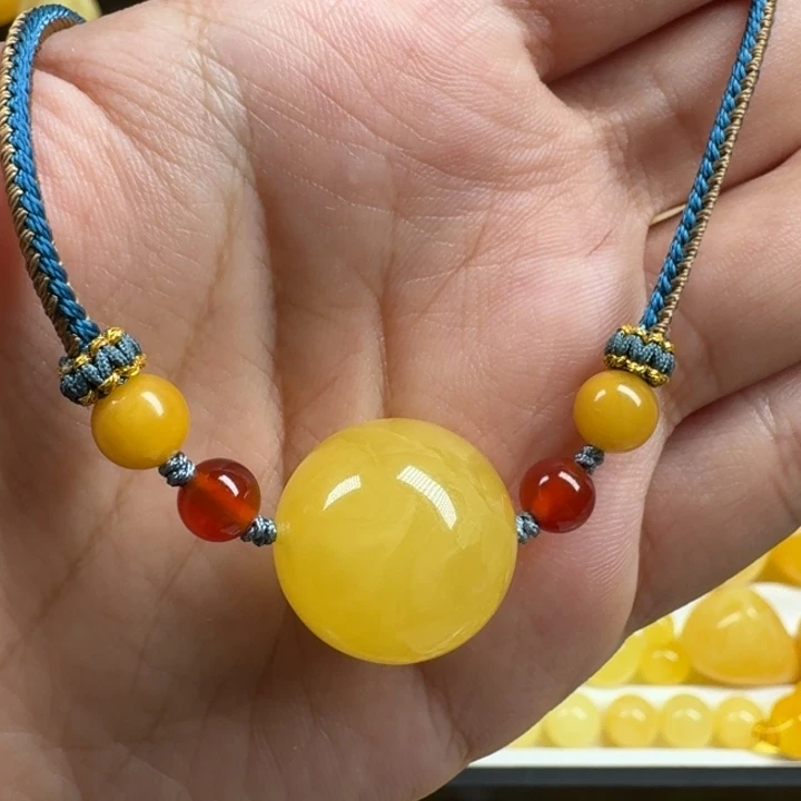 蜜蜡未镶嵌珠宝奇石