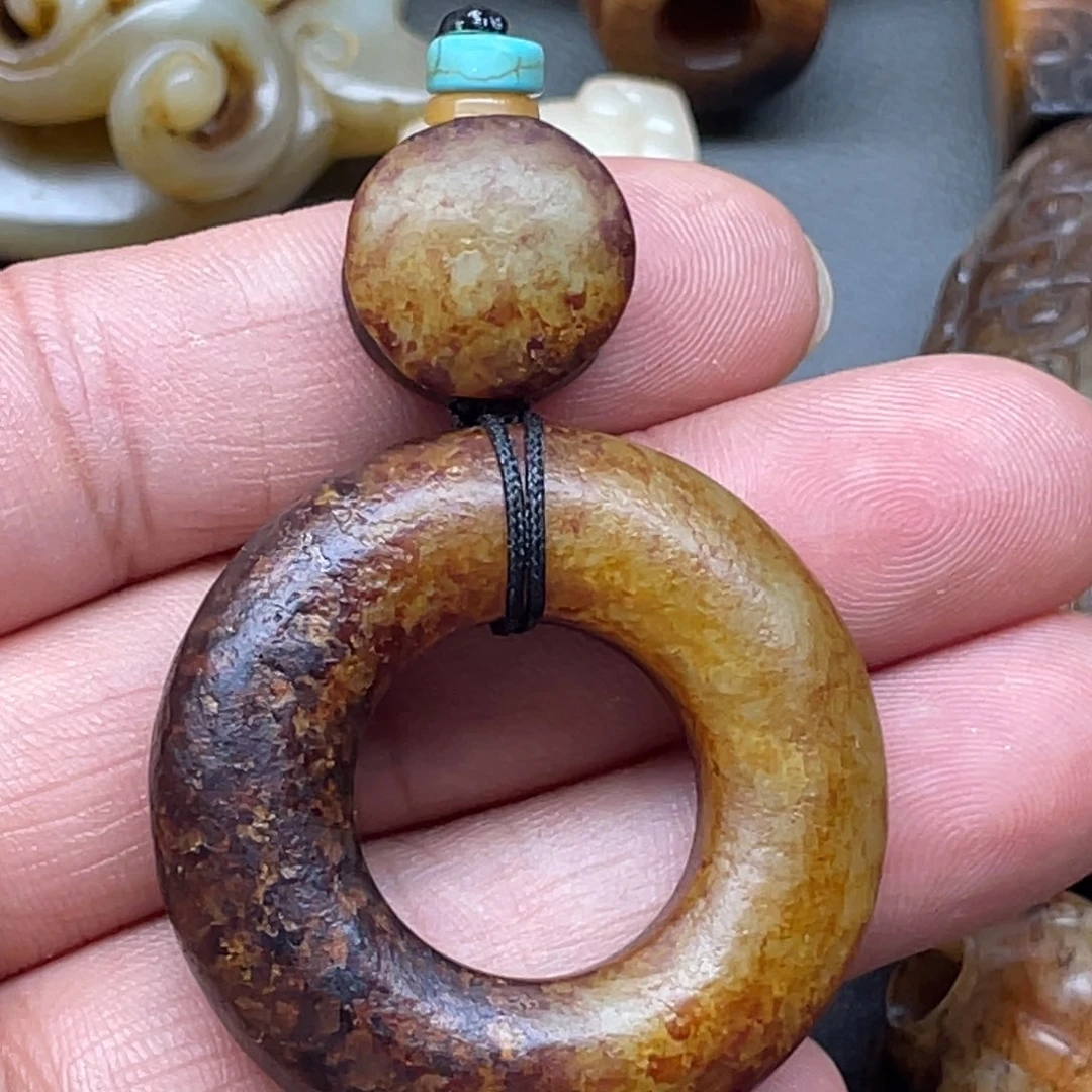 平***！和田玉（糖玉）未镶嵌颈饰