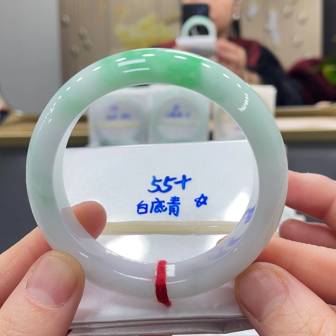 未镶嵌手镯翡翠翡翠