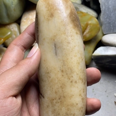未镶嵌和田玉（糖玉）挂件